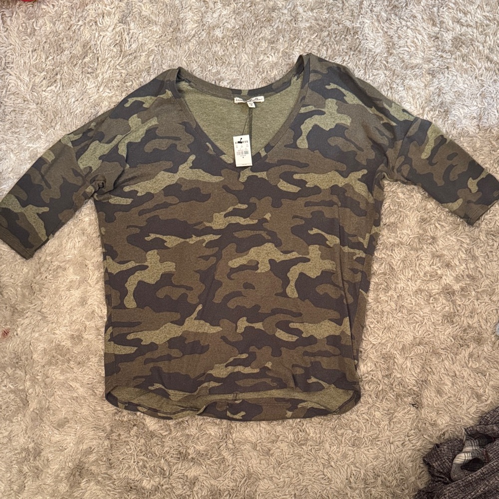 Express Green Camo V-Neck Long Sleeve Top